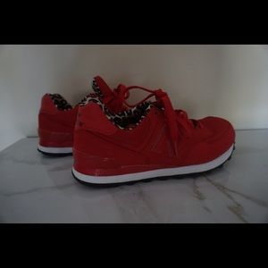 New Balance sneakers with leopard print detail